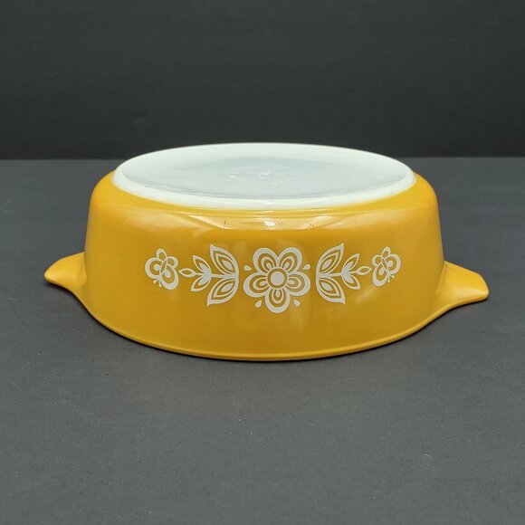 Pyrex Butterfly Gold 1 Pint Casserole Baking Dish White on Gold 471 1 Pt Baker - Picture 8 of 9